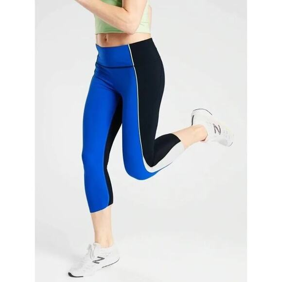 Athleta Pants - Athleta Velocity Colorblock Capri Leggings Size‎ Medium